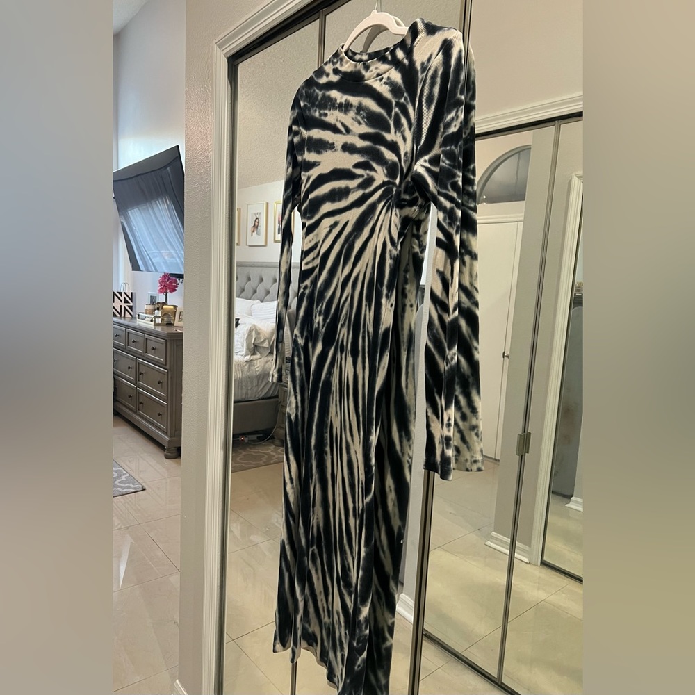 YOUNG FABULOUS & BROKE DAX MIDI DRESS